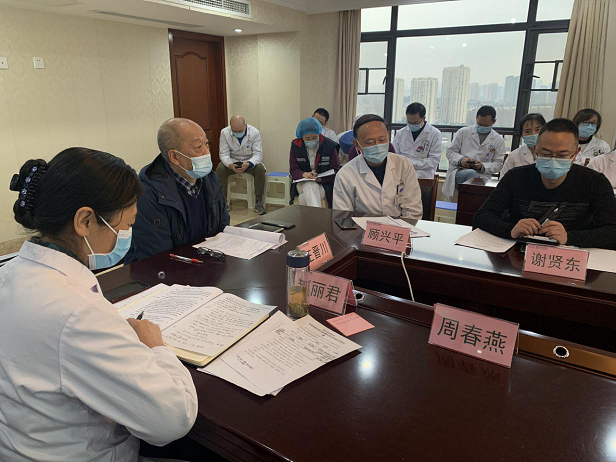 四川友谊医院开展冬春季新冠肺炎疫情防控应急演练