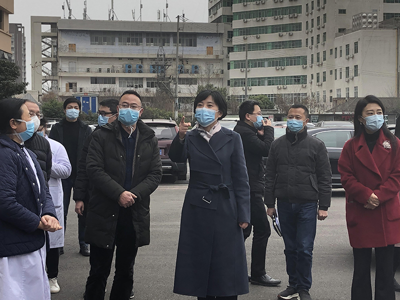 成都市人民政府副市长敬静一行调研四川友谊医院疫情防控工作