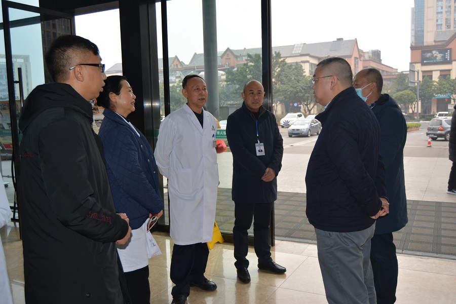 锦江区环保局对四川友谊医院进行节前核辐射安全检查